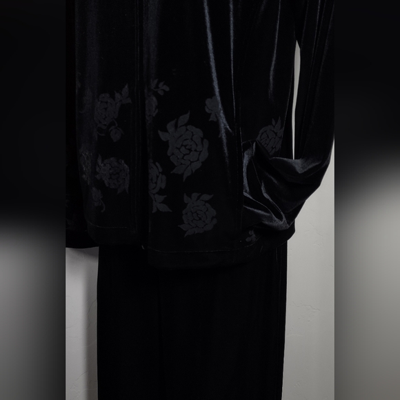 Coldwater Creek Velvet Jacket/Pants - Picture 4 of 9